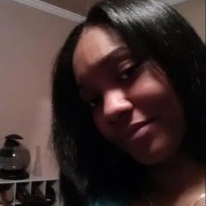 Meet your Posher, Reshae